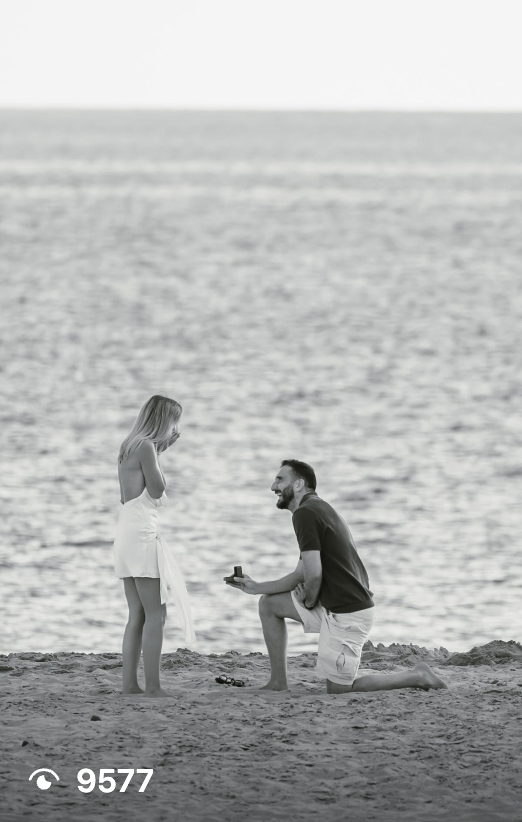 El momento, junto al mar